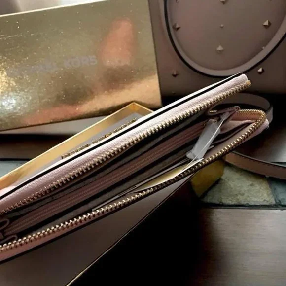 MK Michael Kors Rose Gold Small Satchel Purse Leather & Wallet with Dust Bag - Picture 4 of 5